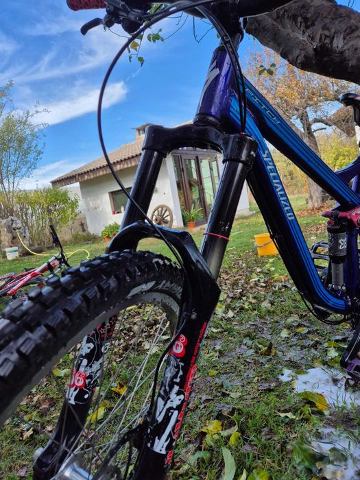 Ендуро колело Specialized