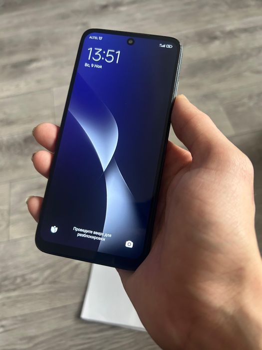 Продам редми 10 в хорошем техническом состоянии
