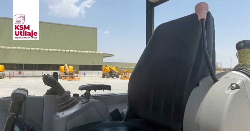 Mini Excavator NOU JCB 37C (4T) - Coada ZERO, 25 CP, Motor Perkins