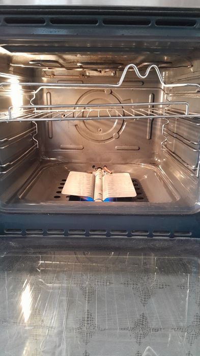 Духовка Bosch, почти в новом состояние/ деярли янги холатда