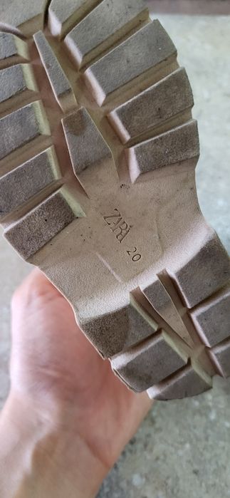 Обувки за малко момиченце  на Geox и Zara