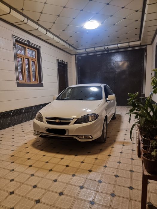 Chevriolet Gentra sotiladi