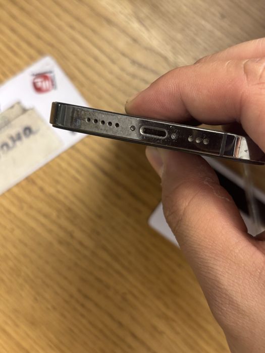 Продам Iphone 12 Pro