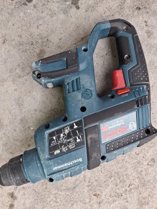 Перфоратор BOSCH GBH 18 V-EC