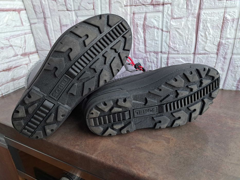 детски ботуши,зимни обувки,боти,апрески,Sorel номер35 за момче