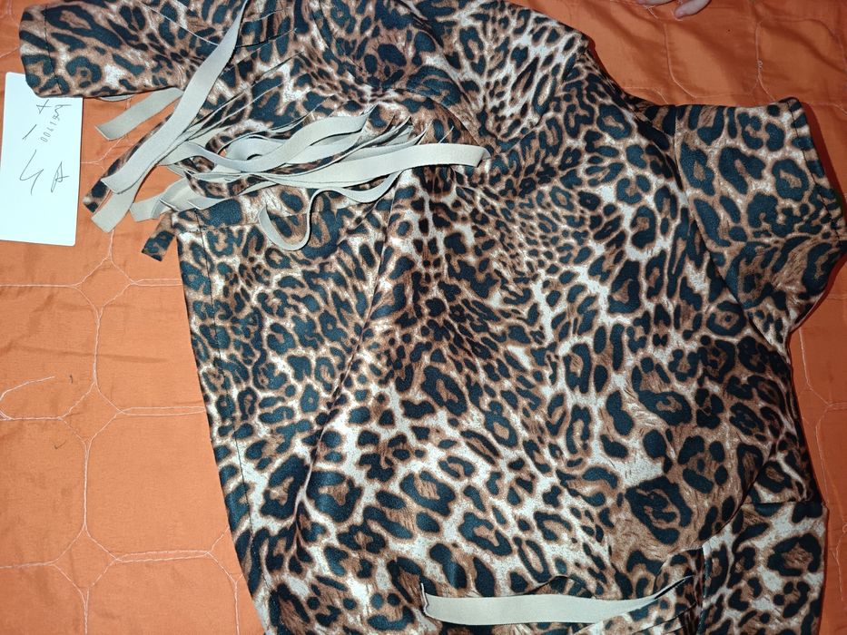 Jacheta cu imprimeu leopard 3-4 ani