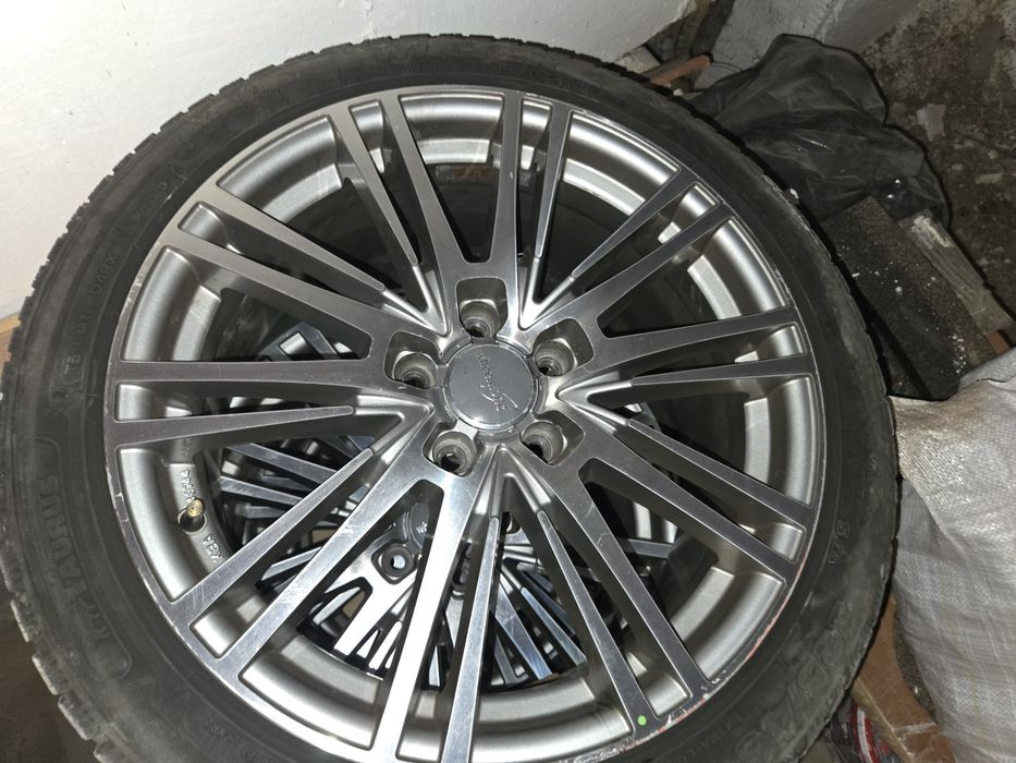 Jante R18 5x112 cu anvelope de iarna