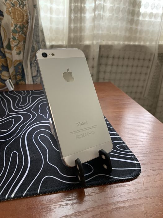 Iphone 5 запазен