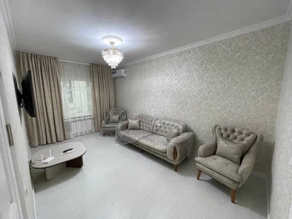 R6! Сдаётся квартира 2/3/5 на Карасу 1 ор-р Дуне туйхона