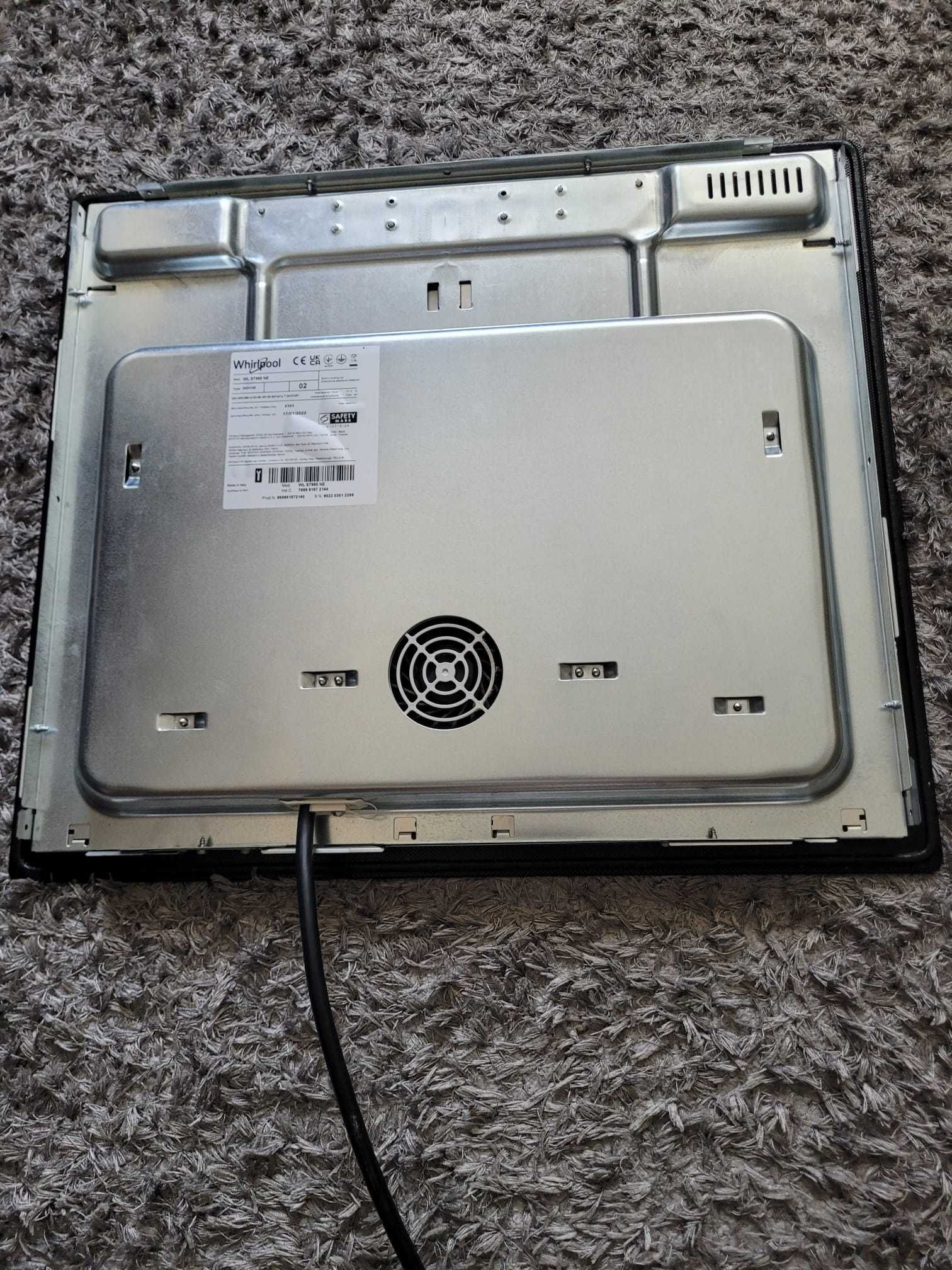 Vand plita Whirlpool pentru piese