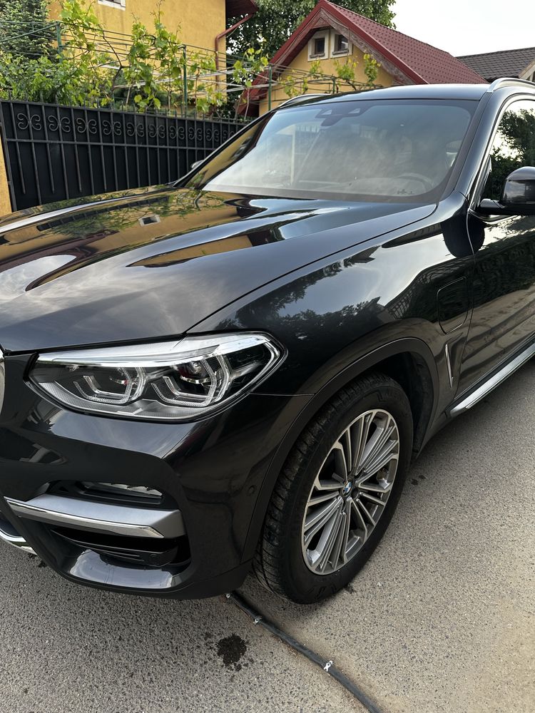 BMW X3 G01 xDrive30e Luxury Line, Plug-In Hybrid, Panorama, Harman,