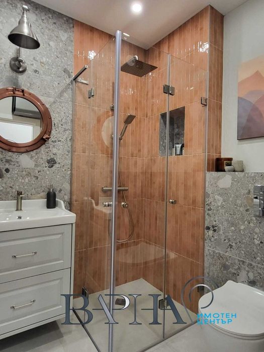 Дава се под наем Едностаен апартамент в к.к. Св.Св. Константин и Елена - 40 кв.м за 511 € - Снимка #10