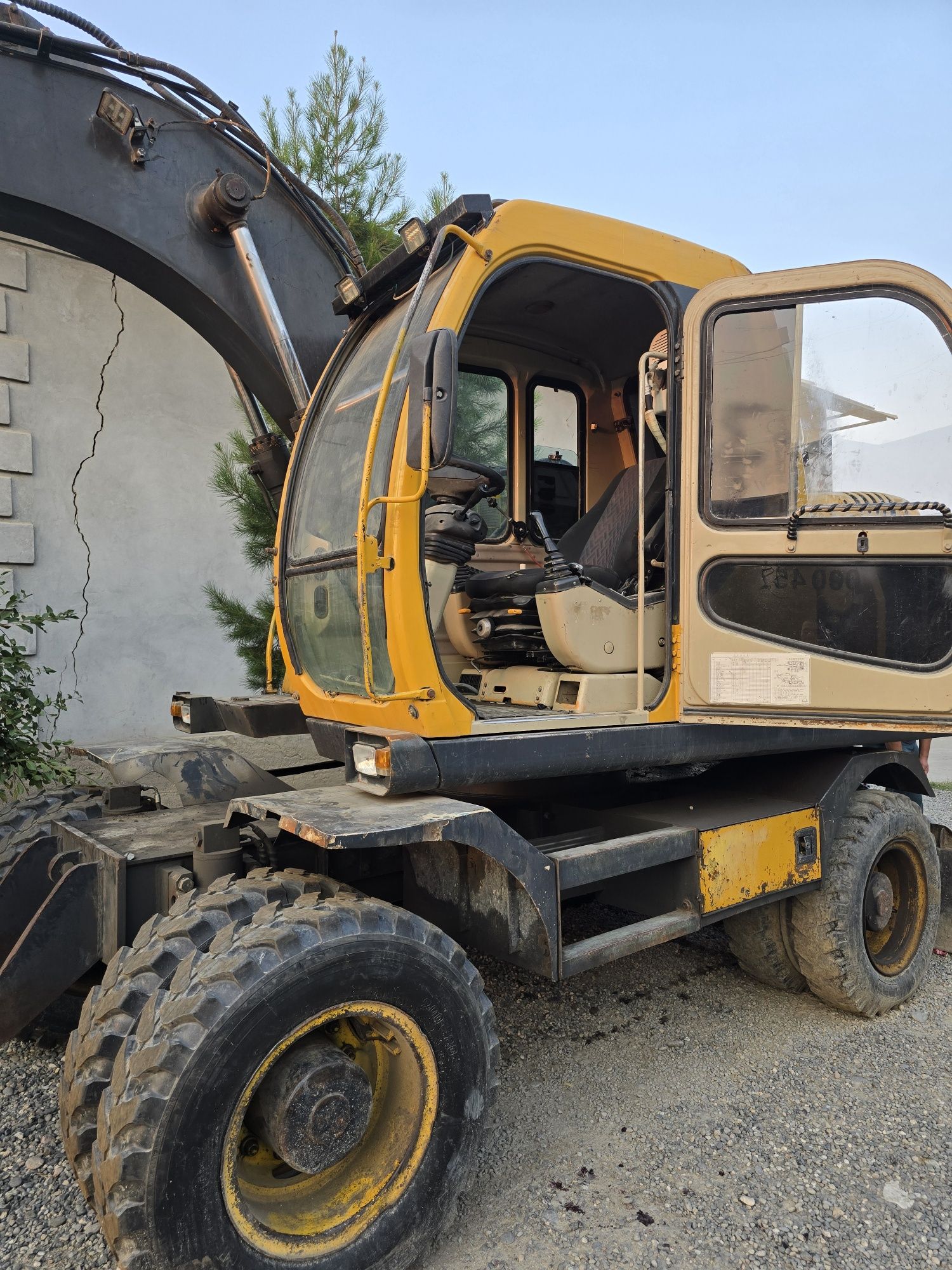 Volvo ekeskavator 135