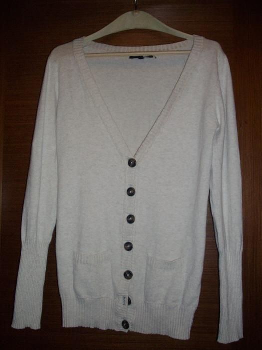 Светло - бежова жилетка, размер S