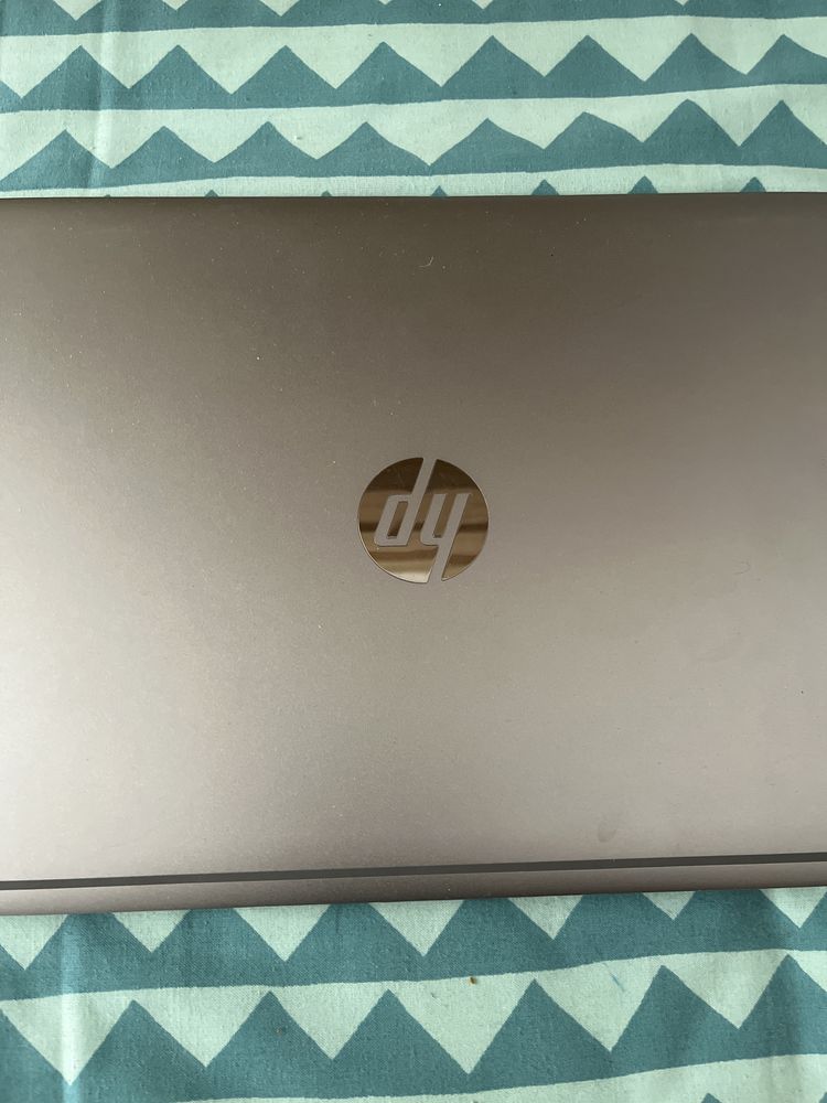 Laptop HP 1040 G3