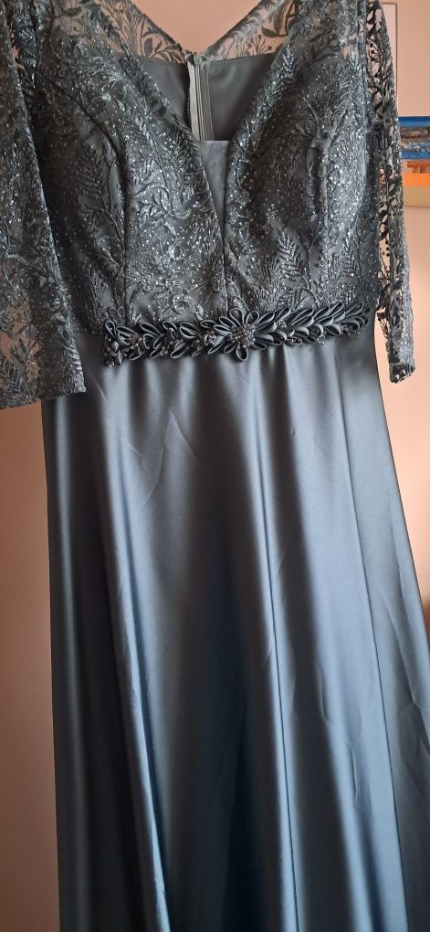 Rochie lunga de seara verde