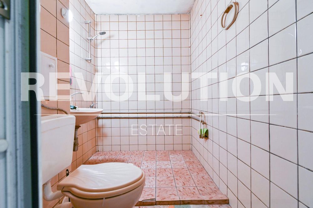 Продава се Едностаен апартамент в София, Люлин 4 - 46 кв.м за 2392 €/кв.м - Снимка #4