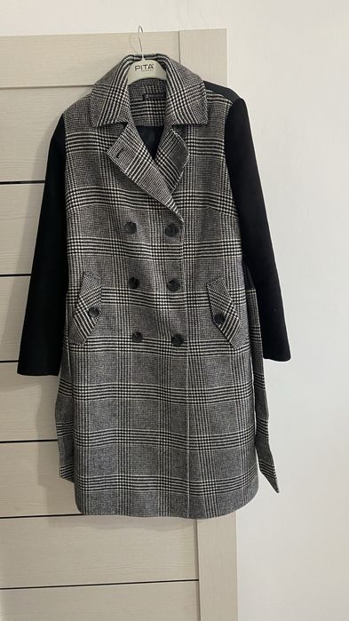 Пальто -куртка два в одном размер 44/46