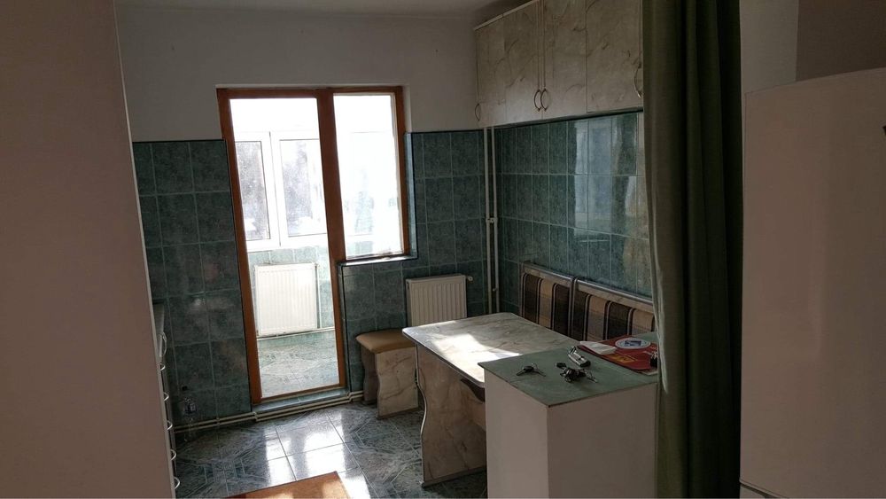 De inchiriat apartament 2 camere