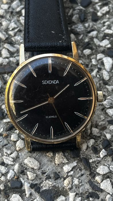 Часовник Sekonda