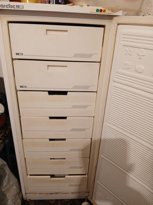 Vând lada frigorifica