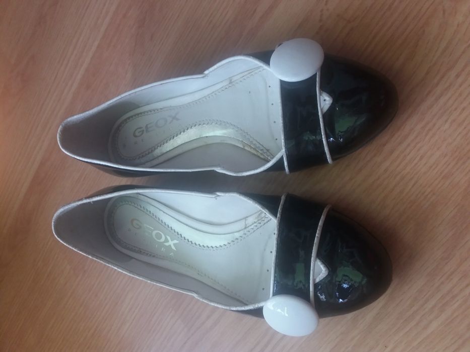Pantofi, balerini nr 35 Geox