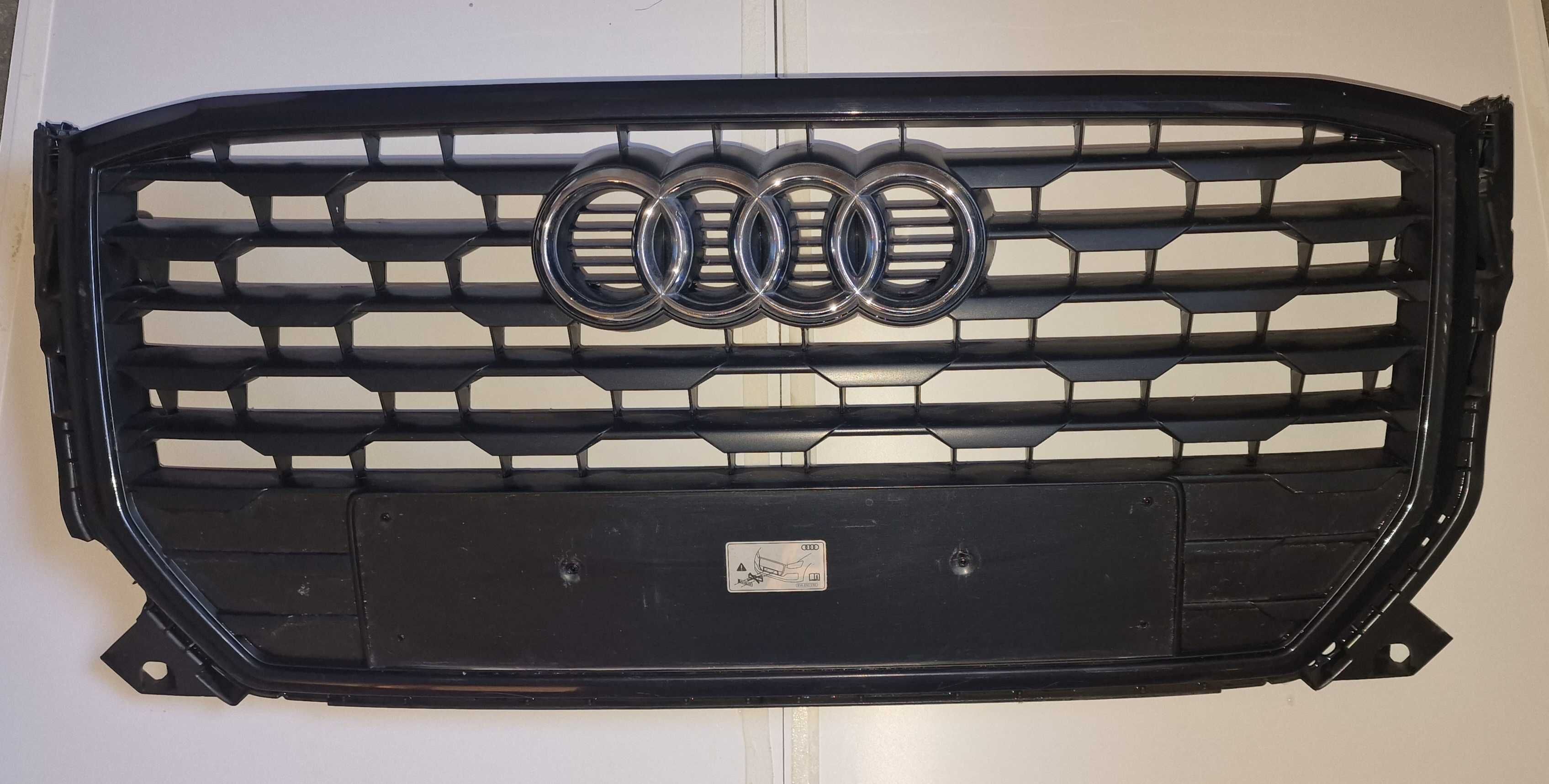 Grila radiator Audi Q2 Black Edition 2017 》 2021
81a853651