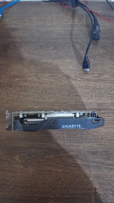 GTX 1650 Gigabyte OC 4GB 350 lei Testată