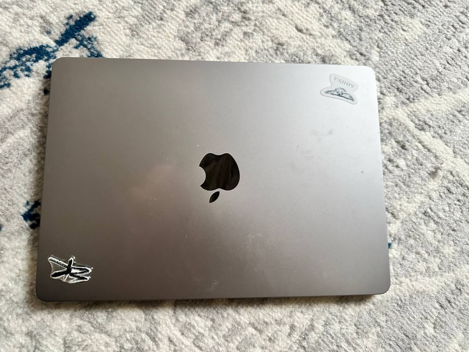 MacBook Air M3 13
