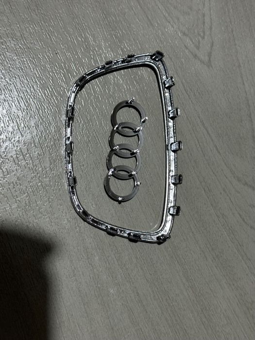 Емблема и рамка за волан за ауди audi аербег