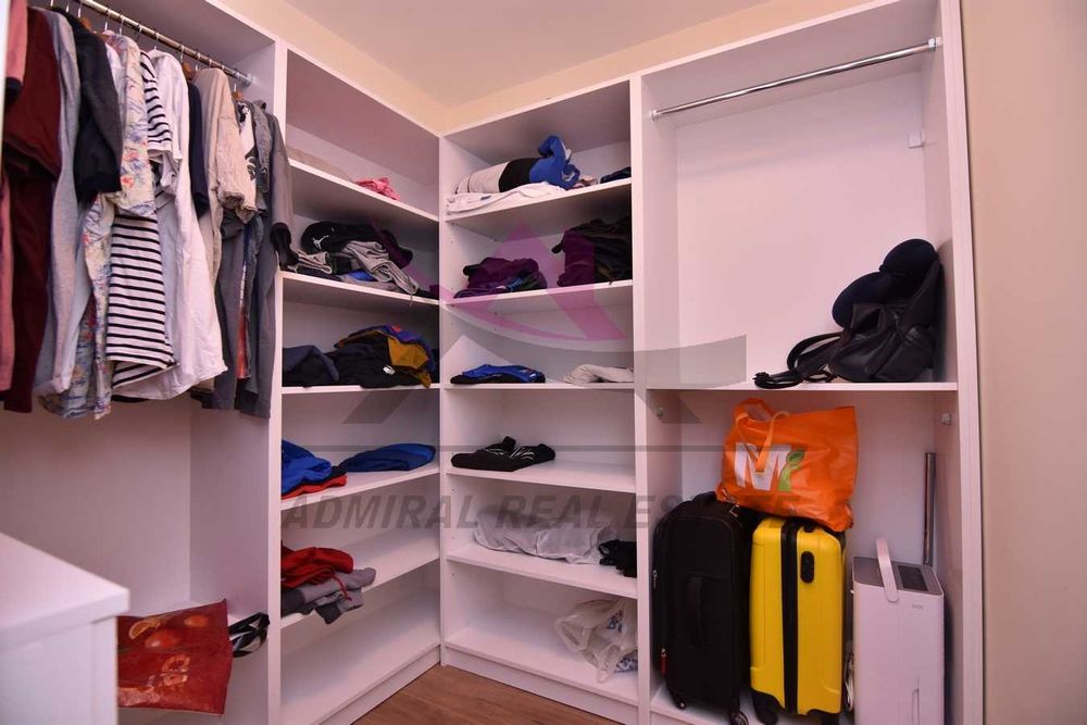 Продава се Къща в Варна, Изгрев - 698 кв.м за 1032 €/кв.м - Снимка #6