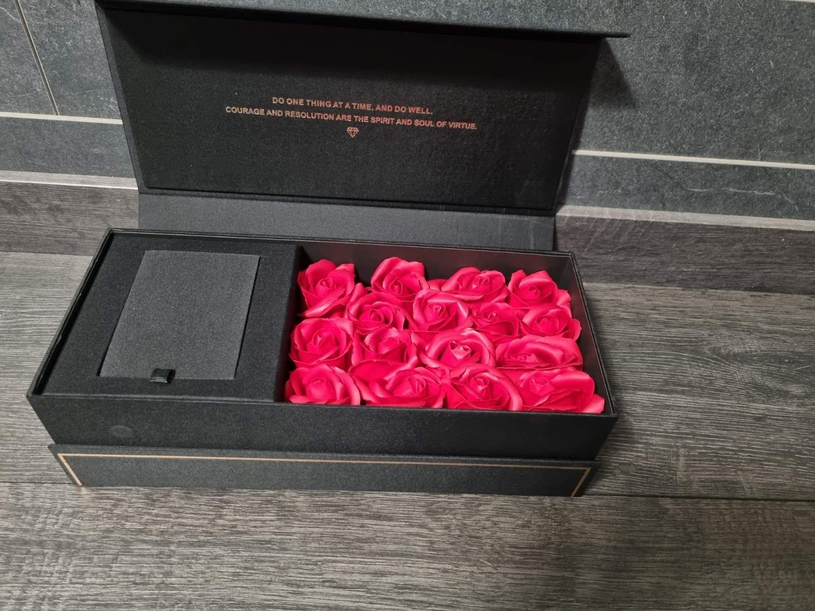 Подарък за 8-ми март, Аранжировки със сапунени рози