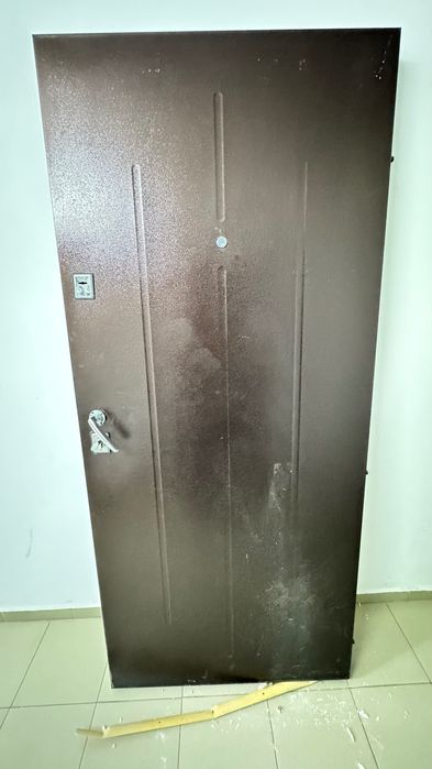 Дверь металлическая