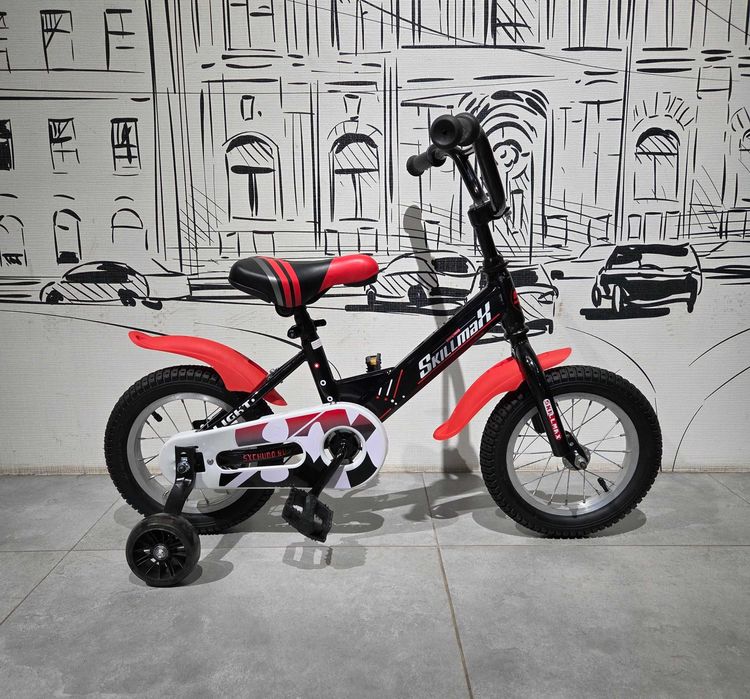 Детский двухколесный велосипед "Skillmax" 12". С боковыми колесиками.