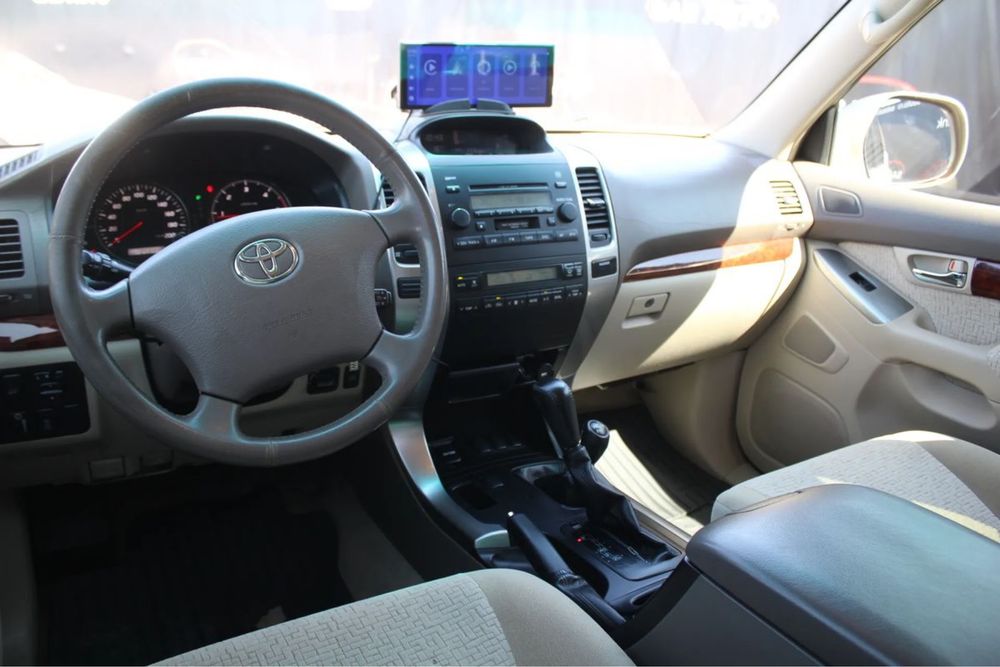 Toyota Land Cruiser - Prado