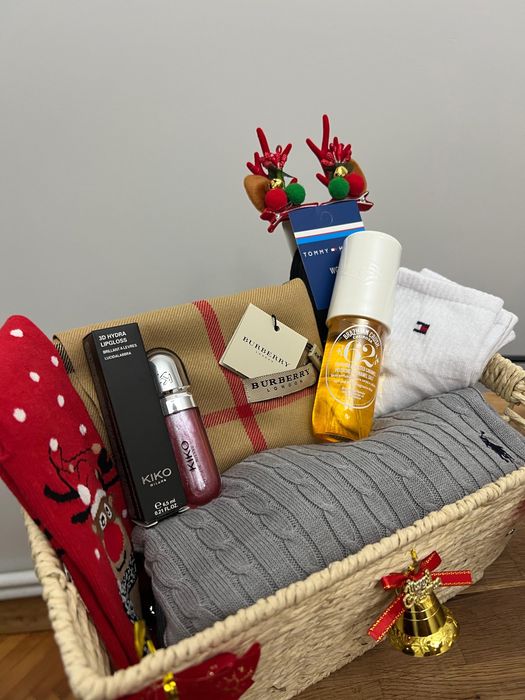 Coșuleț festiv pentru fete