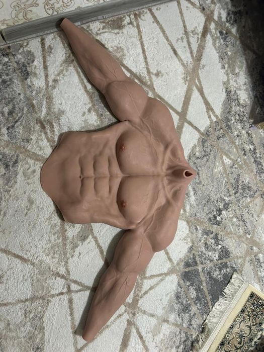 Силиконовый торс.