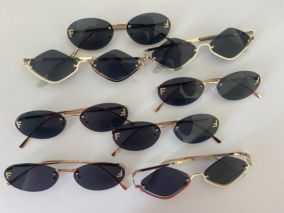 Дамски очила с лого