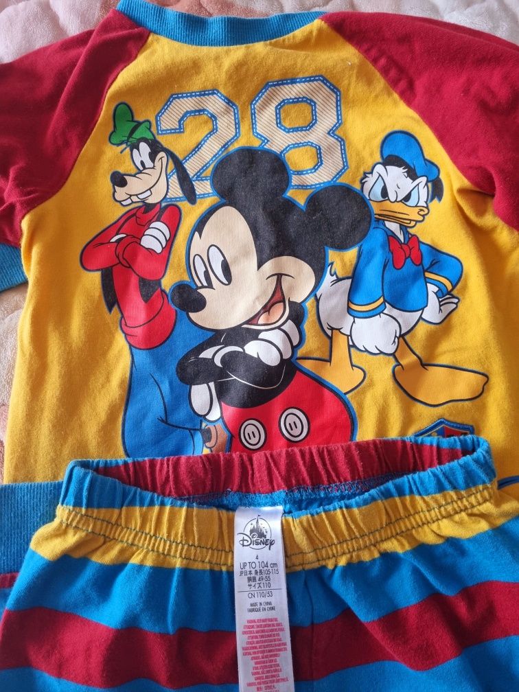 Pijama copii cu Mickey Mouse Disney 5-6 ani