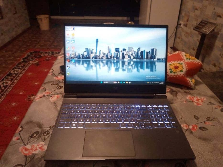 Hp Victus Gaming/144Hz/8. 512 Gb/RTX 2050 4GB/RYZEN 5  7000 series