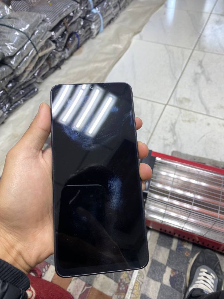 Redmi 13 c telefoni sotiladi
