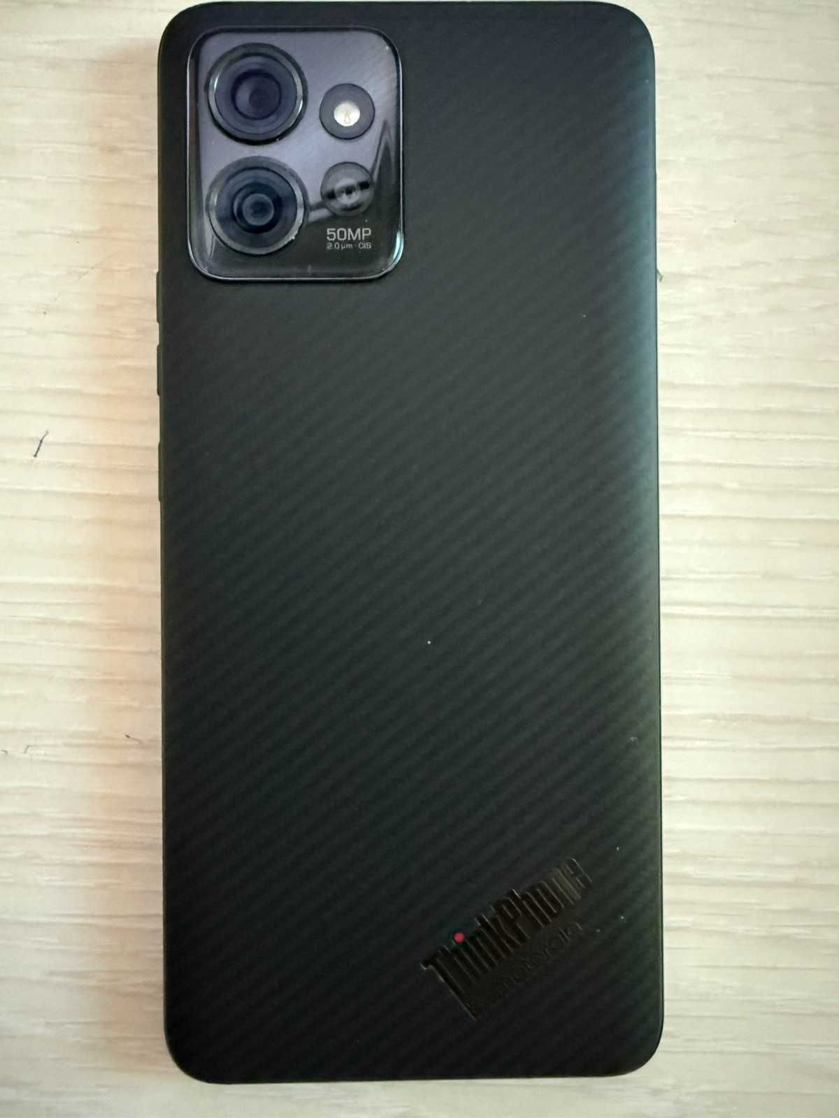 Мобилен телефон: Motorola ThinkPhone 256GB + 8GB RAM