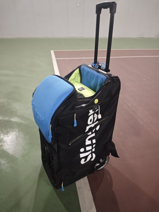 Slinger profesional tenis