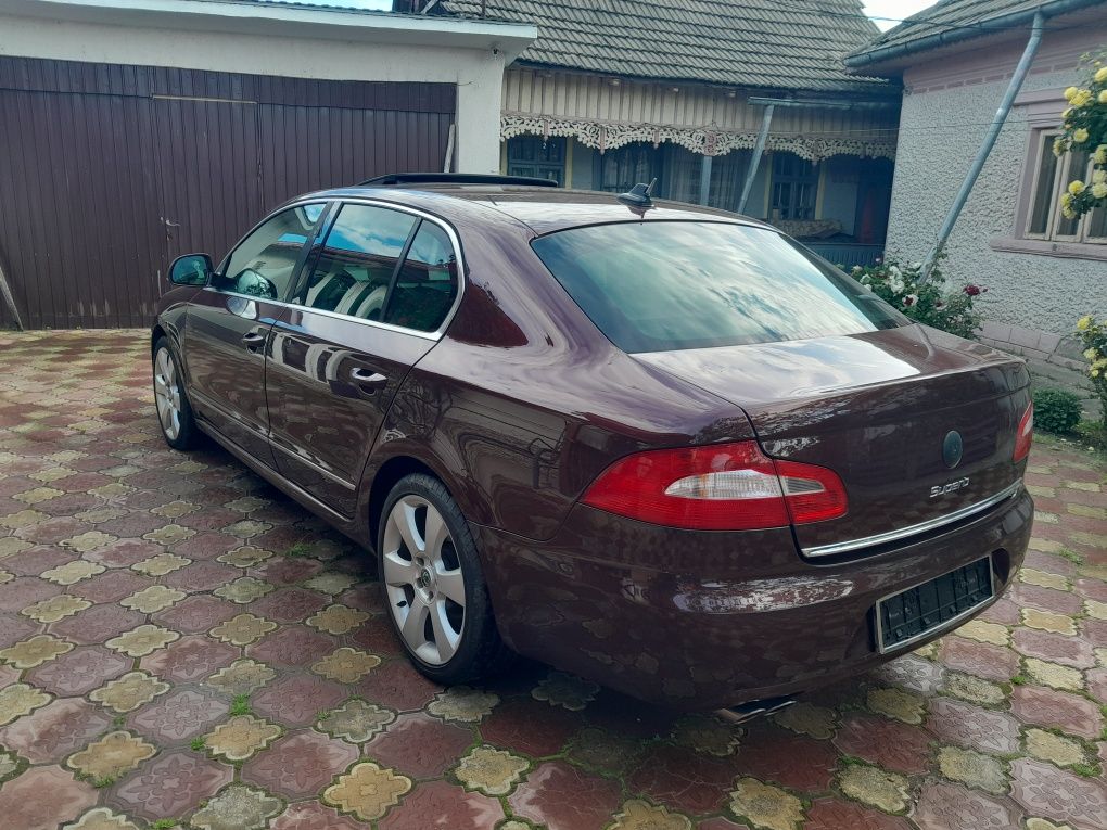 Skoda Superb 2.0TDI DSG Automat