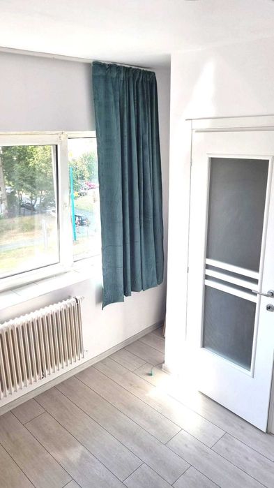 Proprietar – Apartament 2 camere (modificat) – Zona Soarelui – 30 mp