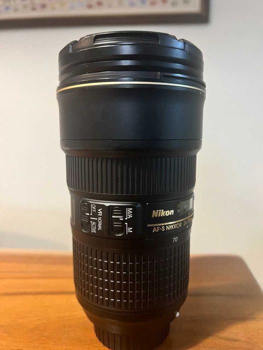 AF-S NIKKOR 70-200mm f/2.8E FL ED VR