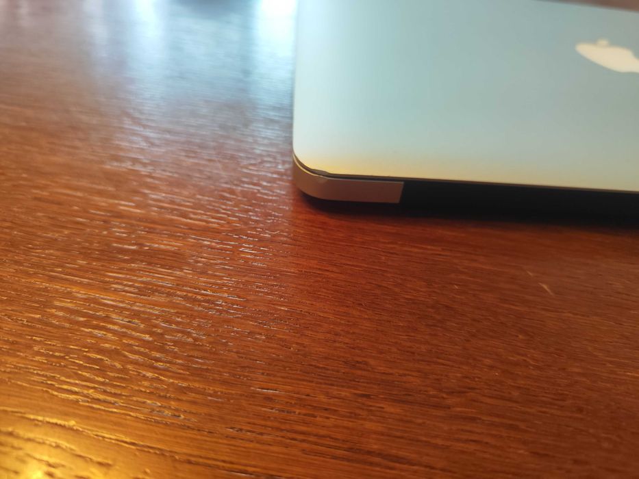 MacBook Air 13" 2015 i7 2.2GHz 8GB RAM 128Gb SSD