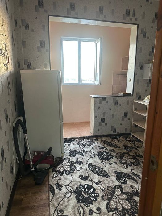 Arenda kvartira. Vodnik  bozorchani yonida. 1/7/9