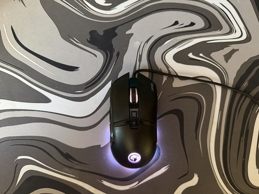Геймърска RGB клавиатура и RGB мишка на Scorpion и резервни клававиши