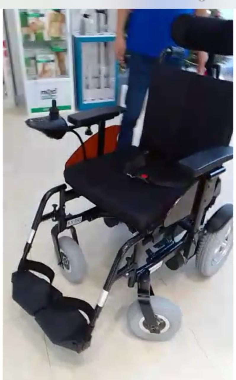 Кресло-коляска c электро